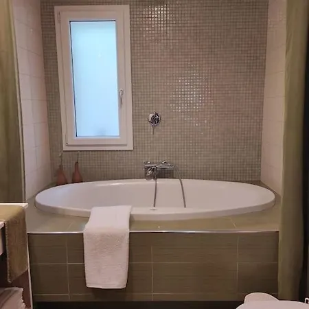 ヴィラ Stella Rossa - Spacious 3br Family House Near Agios Gordios