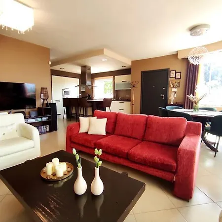 Stella Rossa - Spacious 3br Family House Near Agios Gordios *