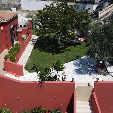 ヴィラ Stella Rossa - Spacious 3br Family House Near Agios Gordios