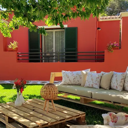 Stella Rossa - Spacious 3br Family House Near Agios Gordios Áno Garoúna
