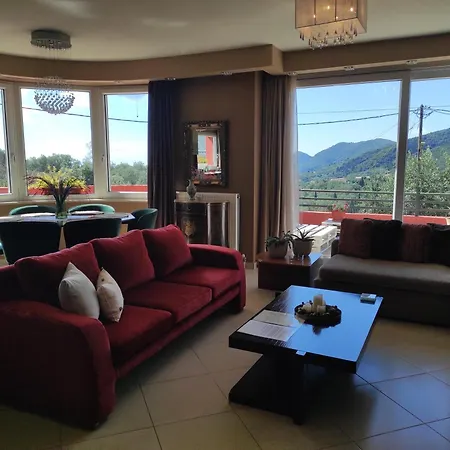 Villa Stella Rossa - Spacious 3br Family House Near Agios Gordios *