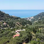 Stella Rossa - Spacious 3br Family House Near Agios Gordios