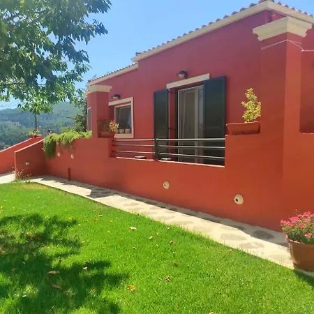 Stella Rossa - Spacious 3br Family House Near Agios Gordios *